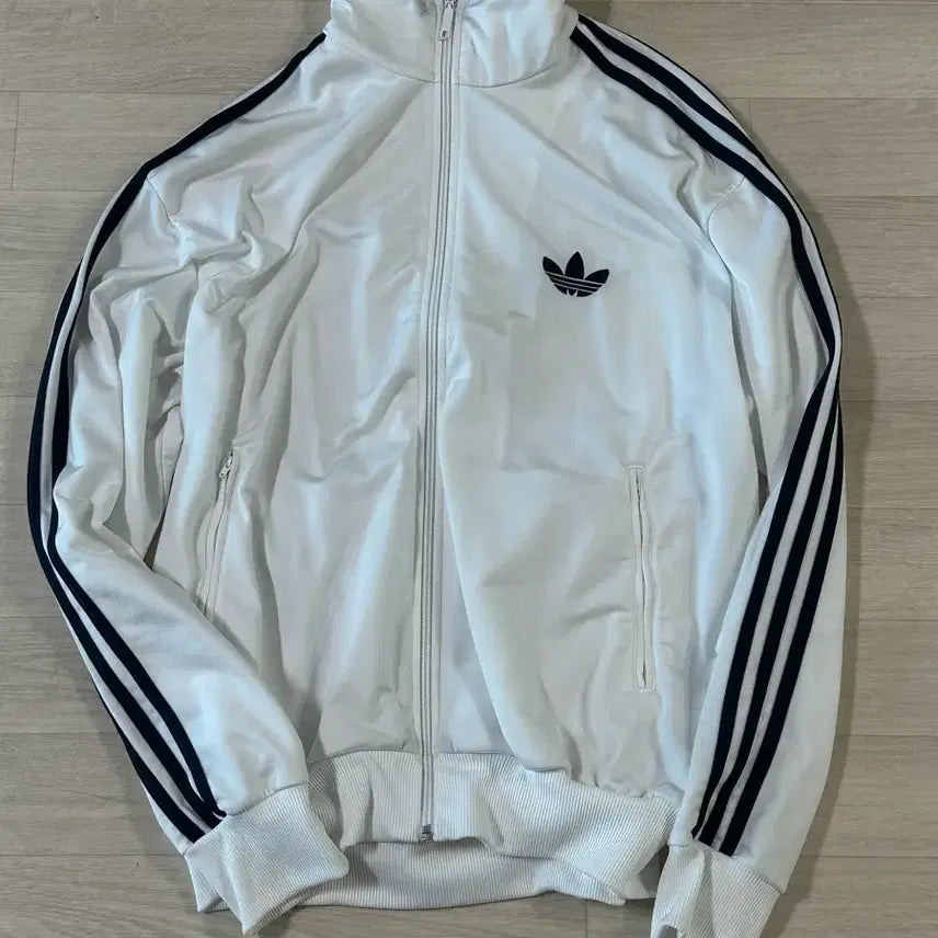 [BUNJANG] Adidas White Navy Track Top / 화이트 네이비 아디다스 희귀 트랙탑