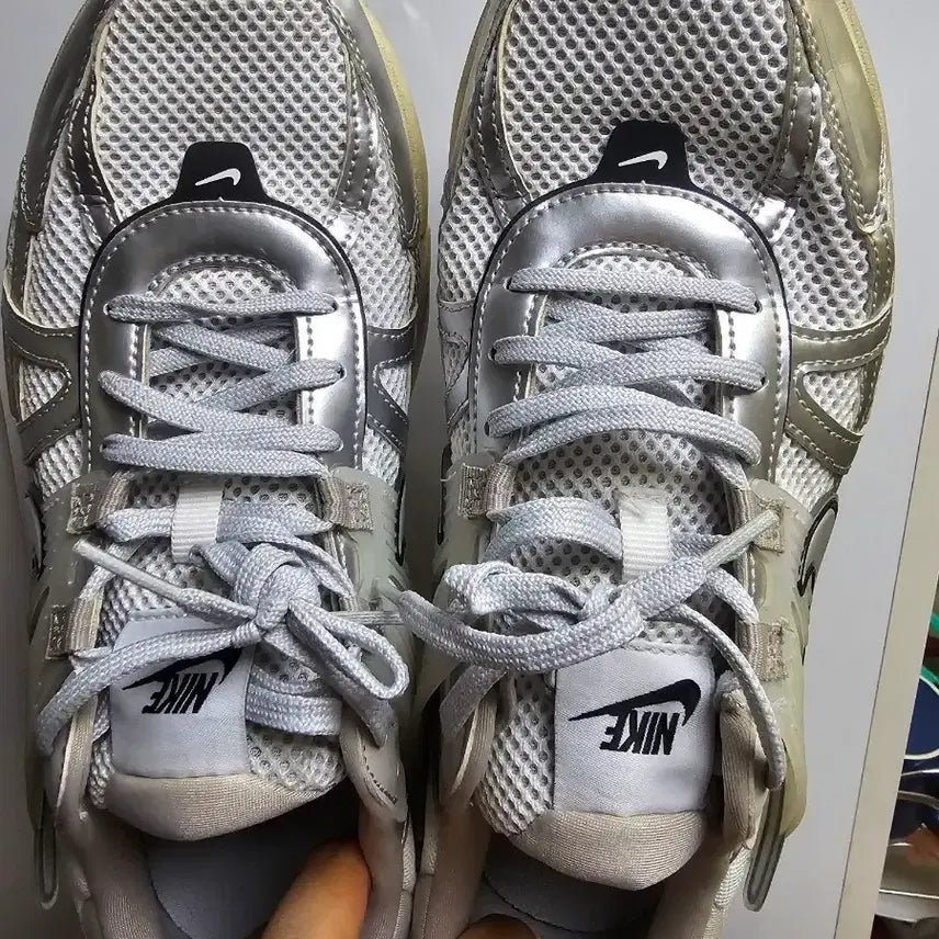 [BUNJANG] Nike V2K Run Sneakers / 나이키 v2k런