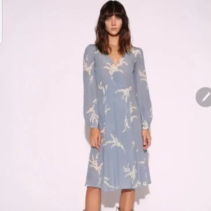 [BUNJANG] Realisation The Violette Wrap Dress (Yerin Baek Version) / 백예린 원피스 리얼리제이션 비올렛 랩 원피스 Realisation 원피스