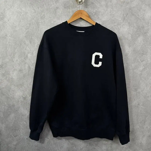 [BUNJANG] C M C Logo Sweatshirt Navy / 커버낫 맨투맨 네이비 C 로고  M