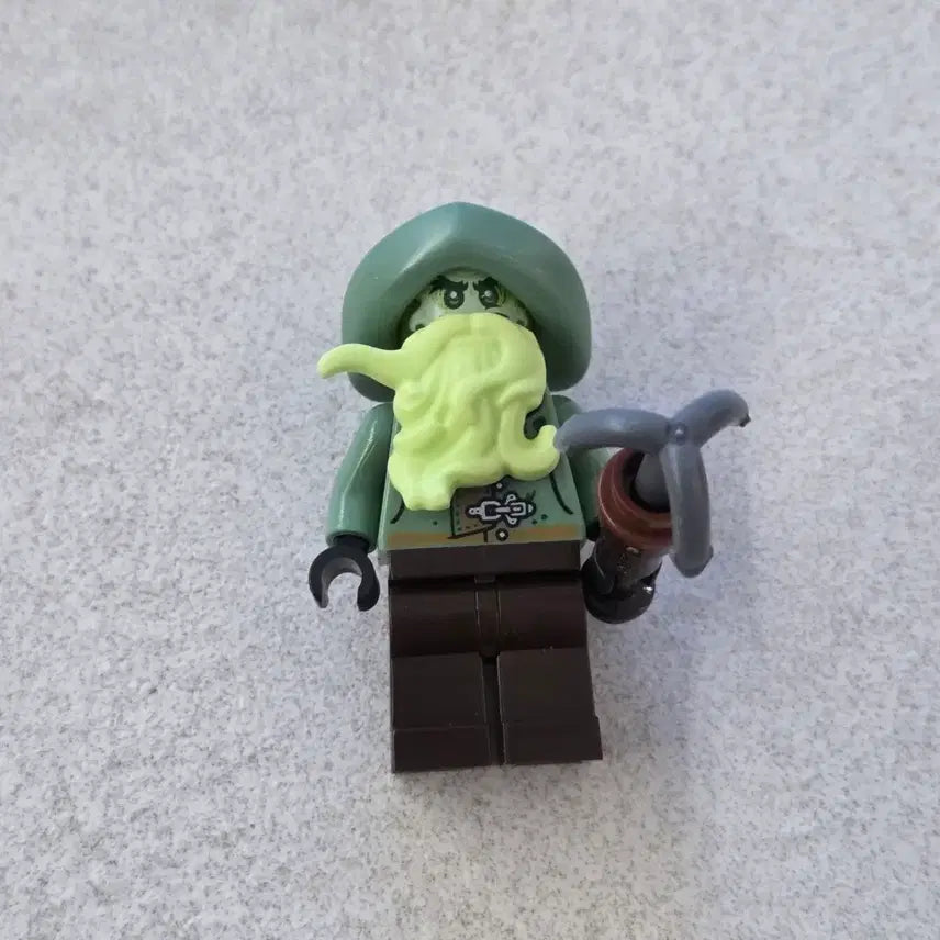 [BUNJANG] Lego Hidden Side Lighthouse Keeper Ghost Minifigure (hs054) / 레고 히든사이드 등대지기유령 미니피규어