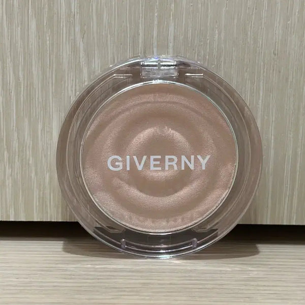[BUNJANG] Givenchy Dewey Voluming Highlighter 01 Ceramic Champagne / 지베르니 듀이 볼류밍 하이라이터 01 세라믹 샴페인