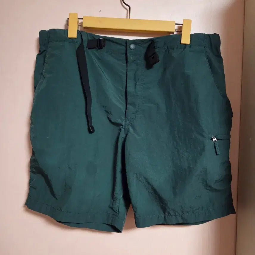 [BUNJANG] Uniqlo Green Shorts / UNIQLO 반바지 그린