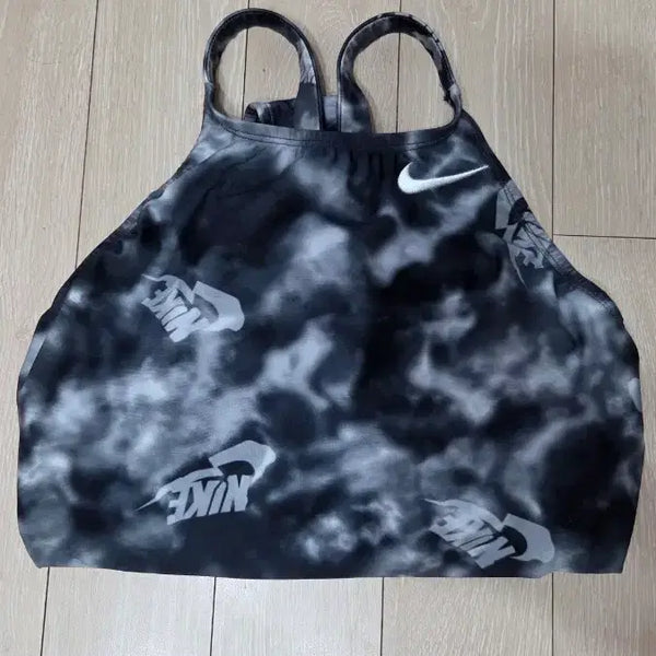 [BUNJANG] Nike Hydrastrong Racerback Size 32 / 나이키 하이드라스트롱 레이서백 32