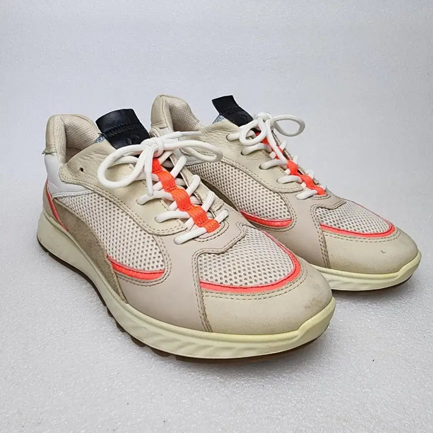 [BUNJANG] ECCO ST.1 Women's Sneakers (Beige) / 에코 ECCO ST.1 W 여성 스니커즈 (240~245mm)