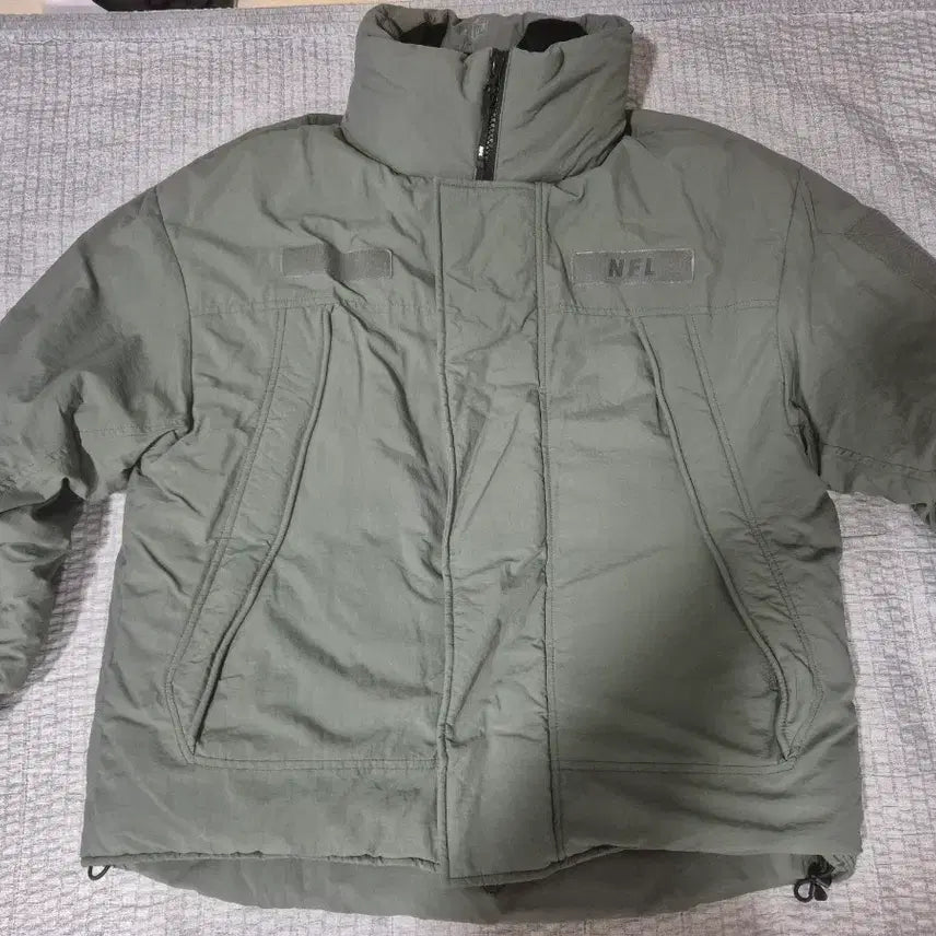 [BUNJANG] NFL Khaki Padded Jacket L / NFL 카키 패딩 L
