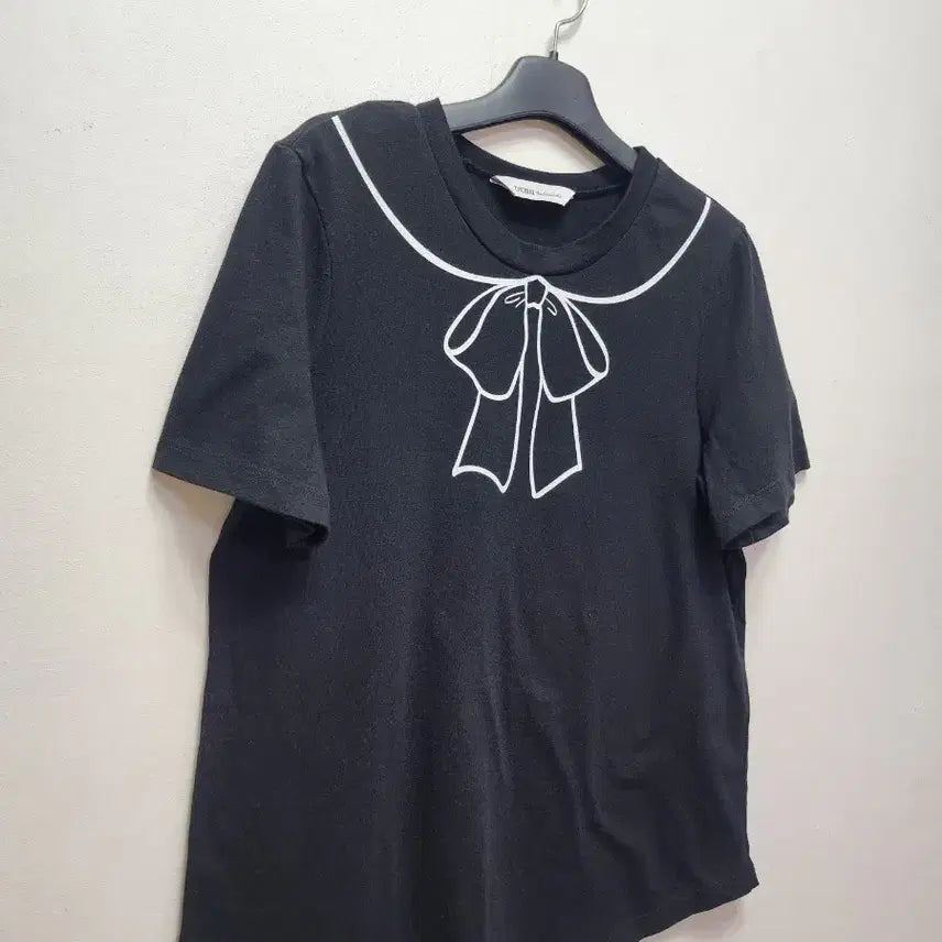 [BUNJANG] Deb Ribbon T-Shirt / 뎁 리본 티셔츠