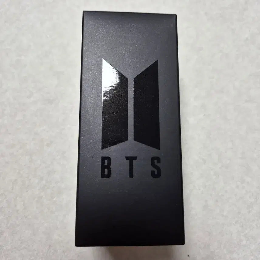 [BUNJANG] BTS ARMY BOMB Ver. 4 Keyring (Sealed) / 미개봉)BTS 아미밤4 키링