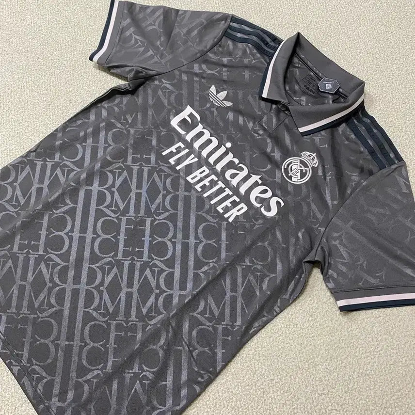 [BUNJANG] Adidas Real Madrid 24/25 3rd Jersey (L) / [L사이즈] 아디다스 레알마드리드 24/25 3rd 유니폼