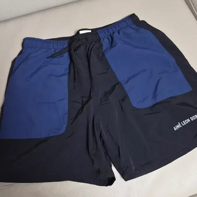 [BUNJANG] Aim Leon Dore Two-Tone Shorts (Medium) / 에임레온도르 반바지 M사이즈