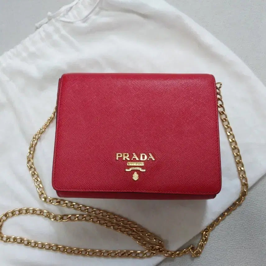[BUNJANG] Prada Saffiano Mini Chain Crossbody Bag / 프라다 사피아노 미니 체인 크로스백