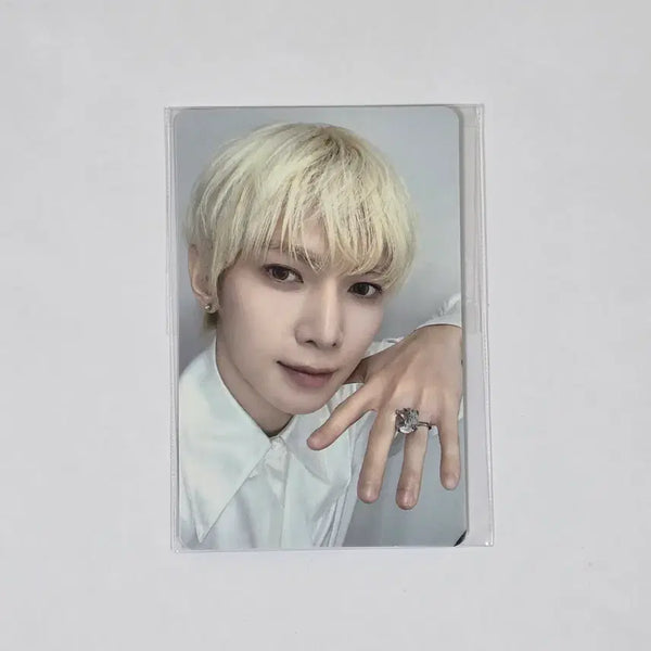 [BUNJANG] Ateez Aniteez Popup Yeosang Photocard / 에이티즈 애니티즈 팝업 5만원 특전 여상 포카 Ateez Aniteez popup Yeosang poca