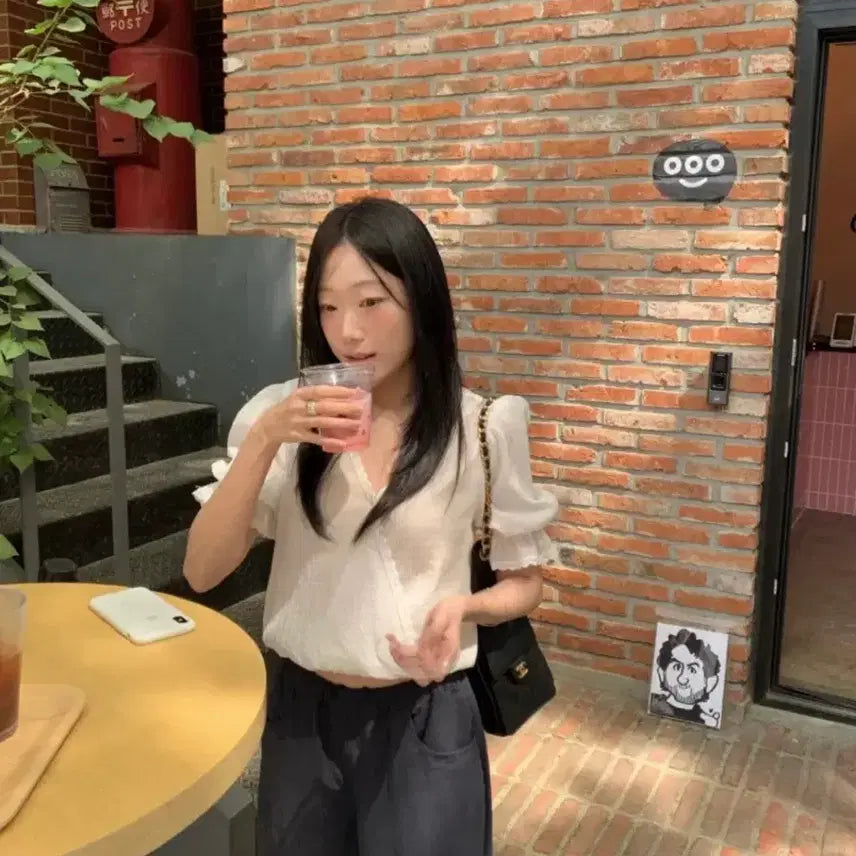 [BUNJANG] Le Havre Smoothie Wrap Blouse Black / 르아브르 스무디 랩 블라우스 블랙