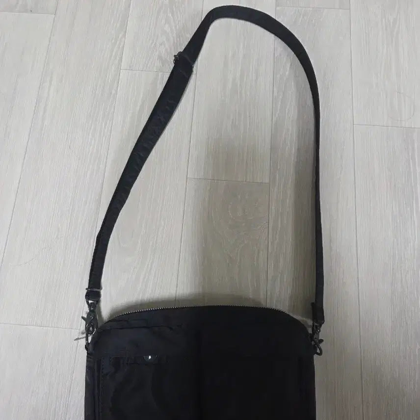 [BUNJANG] Porter Tanker Shoulder Bag Mini Black 622-78809 / 포터 탱커 숄더백 블랙 미니  622-78809