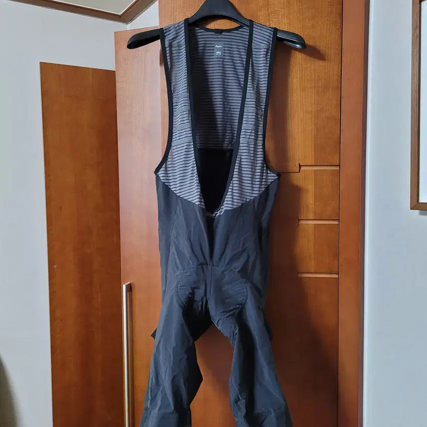 [BUNJANG] Rapha Cargo Bib Shorts (Gray, Navy) / 라파 카고 빕숏 (그레이, 네이비)