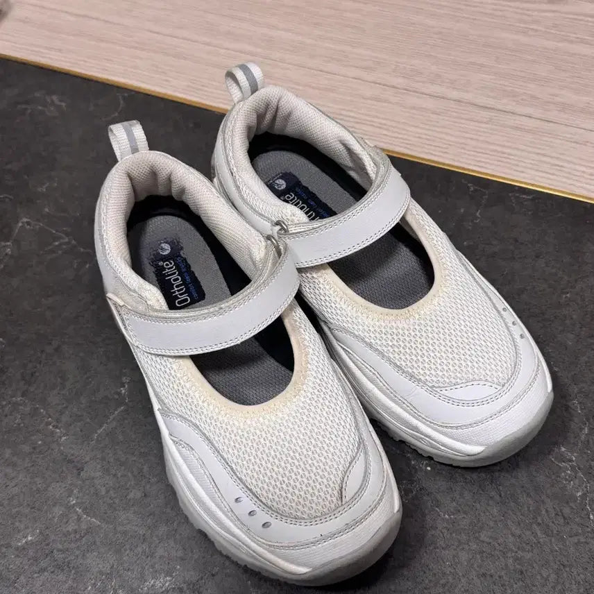 [BUNJANG] Honsby Darling Harbor Off-White Flats Size 230 / 혼스비 달링 하버 오프화이트 230