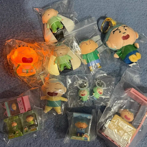[BUNJANG] Crayon Shin-chan "Boong-Boong" Figure & Keyring Bundle Set / 짱구는못말려 훈이피규어&키링 일괄세트