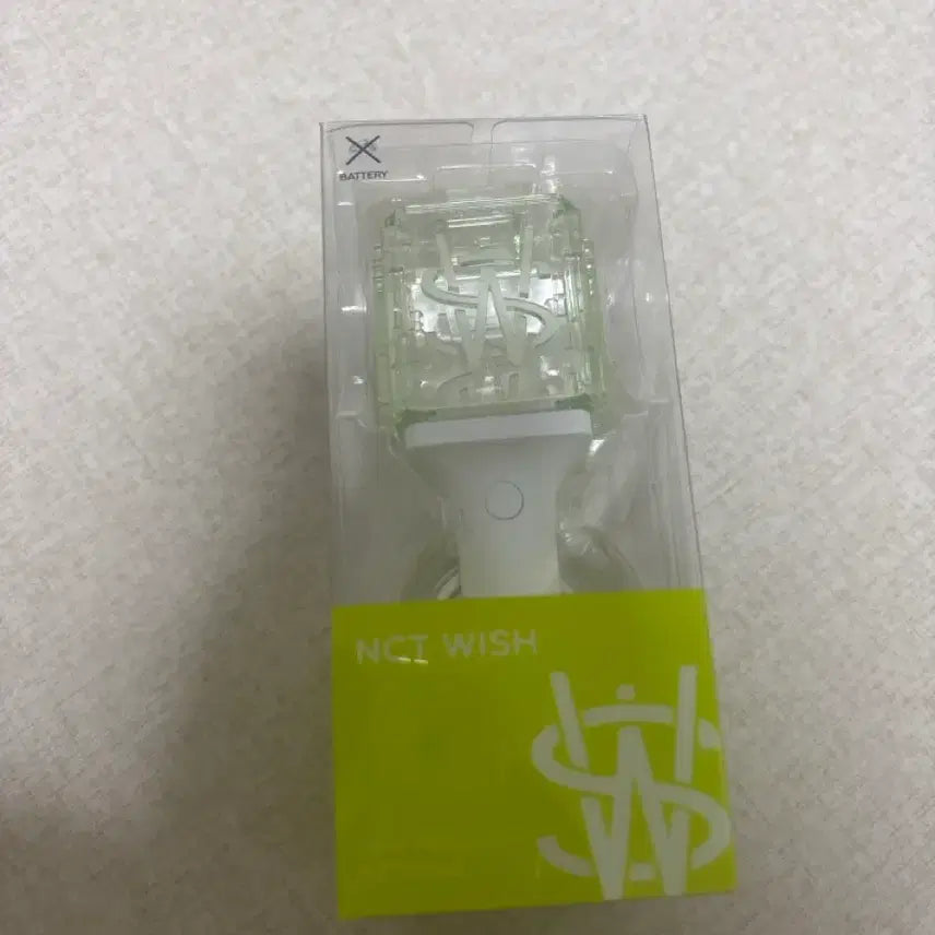 [BUNJANG] Wish Support Lightstick Keyring (Sealed) / 미개봉) 위시 응원봉 키링