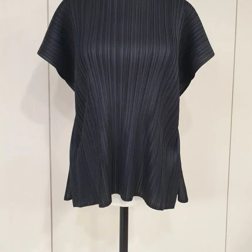 [BUNJANG] Pleats Please Black Top / 플리츠 플리즈 탑 블랙