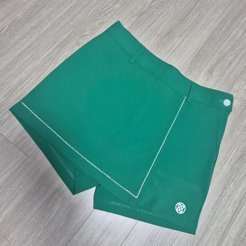 [BUNJANG] G/FORE Women's Golf Shorts - Green, Medium / 새상품)지포어랩반바지 지포어골프반바지