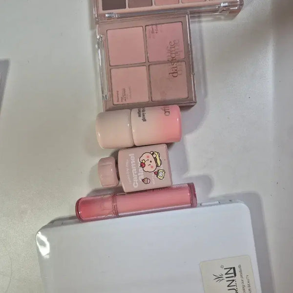 [BUNJANG] Assorted Makeup Lot / 안쓰는 화장품 처분