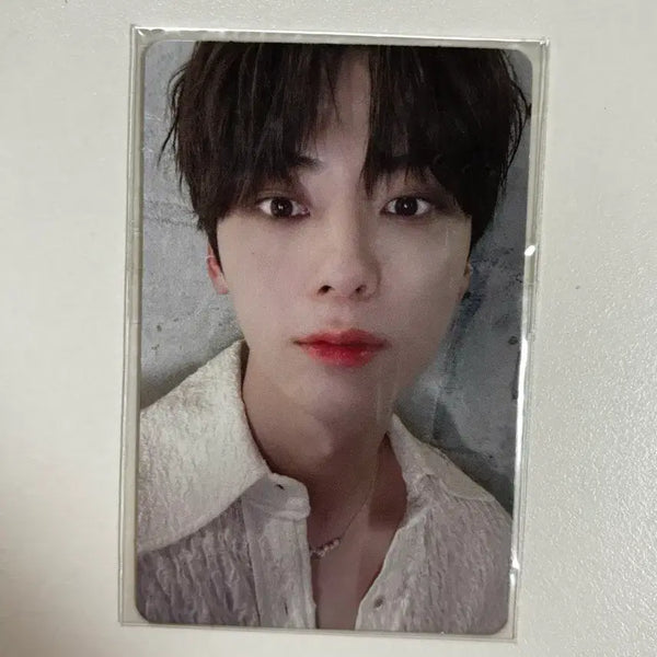[BUNJANG] Hwang Minhyun NU'EST ROMANTICIZE Photocard / 뉴이스트 황민현 로맨티사이즈 포카