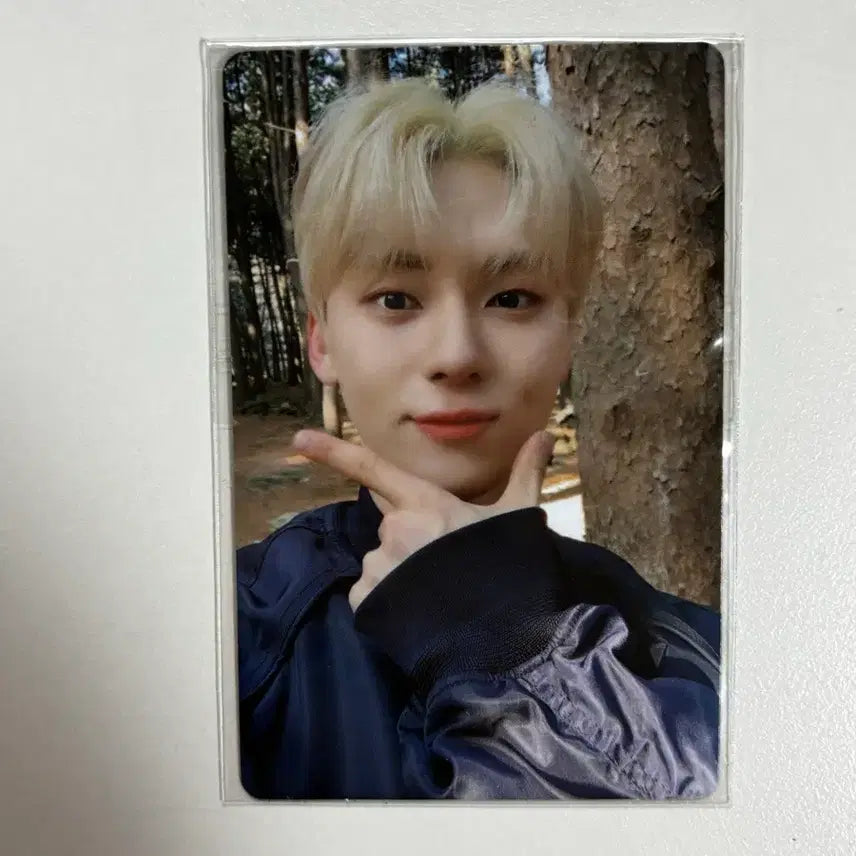 [BUNJANG] NU'EST Hwang Minhyun Nocturne Photocard / 뉴이스트 황민현 녹턴 포카