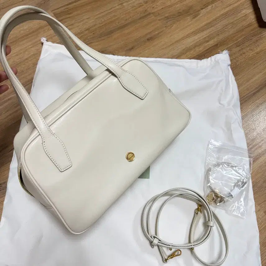 [BUNJANG] Lememe Sac Plene Vanilla Bag / 르메메 삭플라네 바닐라