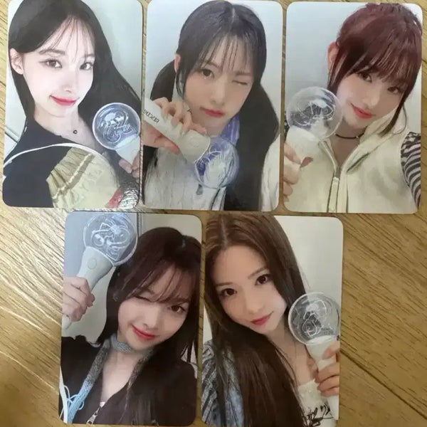 [BUNJANG] Le Sserafim Lightstick Photocard Bundle Set / 리샌느 응원봉 포카