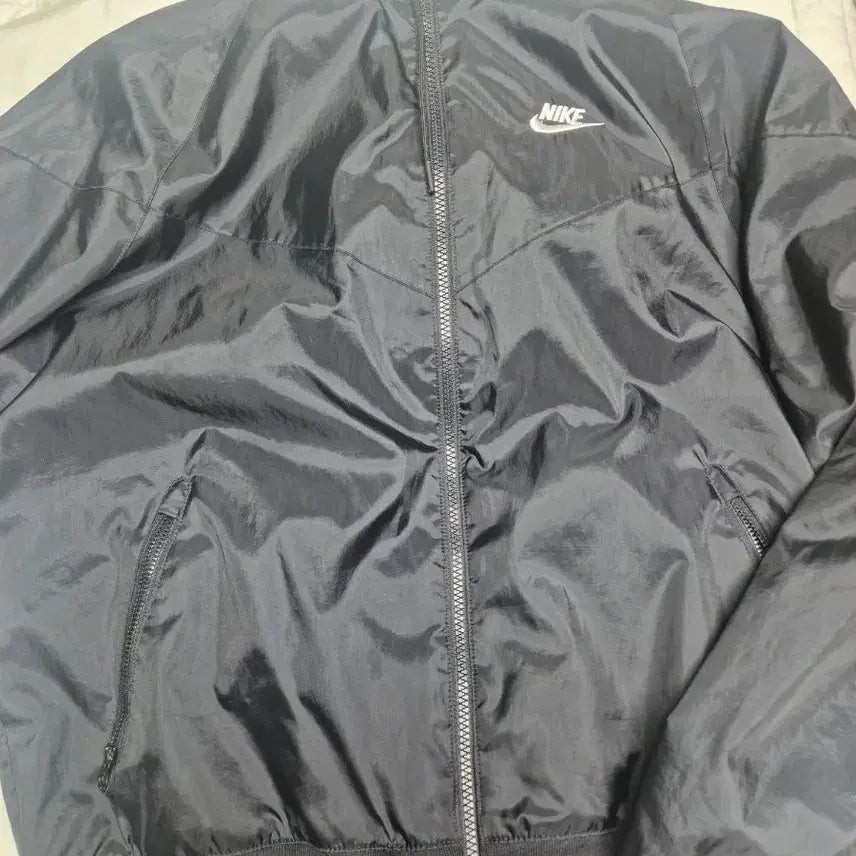 [BUNJANG] Nike Windrunner Jacket / 나이키 윈드러너 바람막이