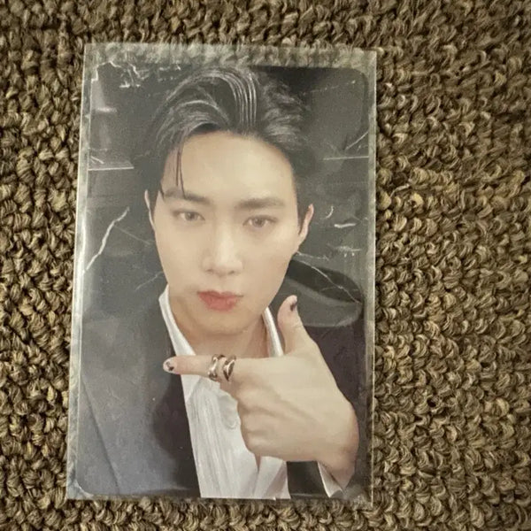 [BUNJANG] EXO SUHO Graysuit Photocard / 수호 그레이수트 포카