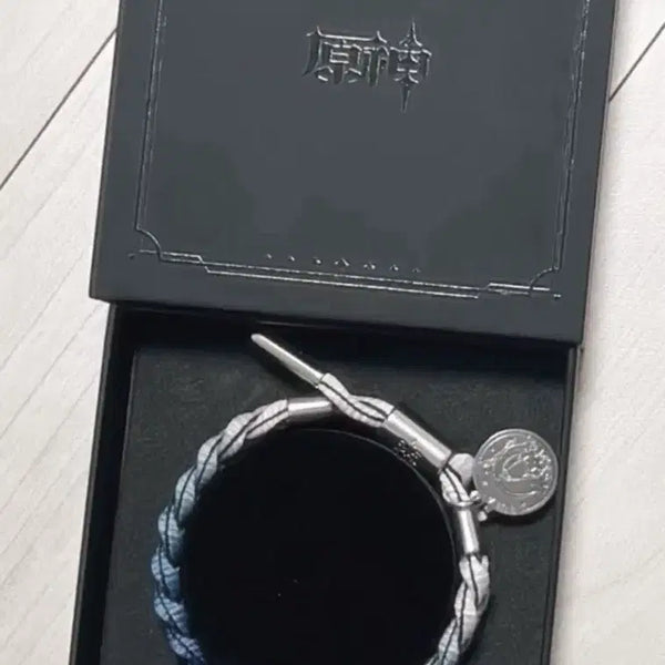 [BUNJANG] Genshin Impact Eula Knotted Bracelet / 원신공식 유라 매듭 팔찌