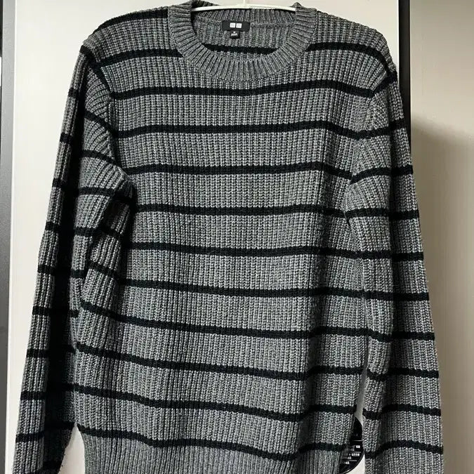 [BUNJANG] Uniqlo Striped Knit / 유니클로 스트라이프 니트