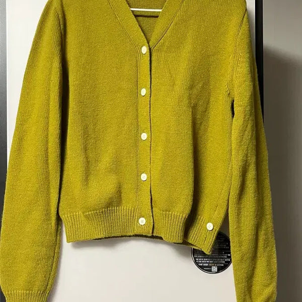 [BUNJANG] Pretty Young Thing (PYT) Cardigan / 프리티영띵 pyt 가디건