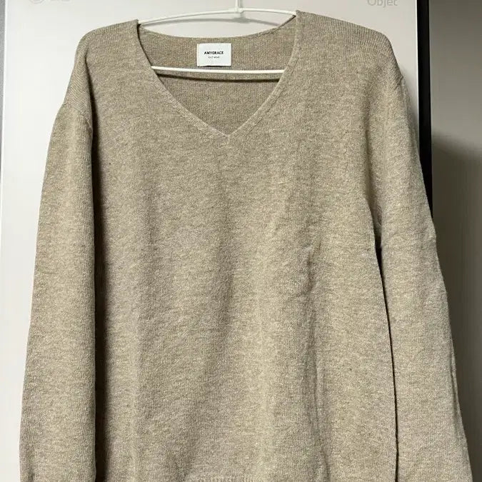 [BUNJANG] Amy Grace V-Neck Knit / 에이미그레이스 브이넥 니트