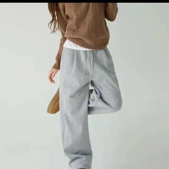 [BUNJANG] Cotton Closet Grey Straight Training Pants / 코튼클로젯 그레이 일자 트레이닝팬츠