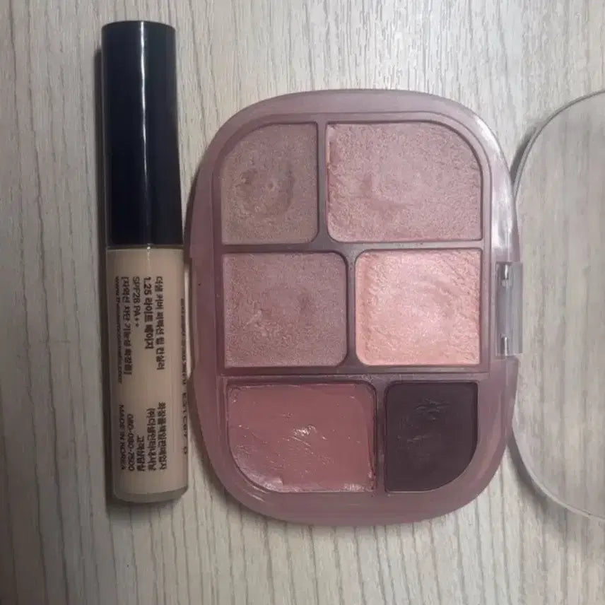 [BUNJANG] WAKEMAKE Eyeshadow Palette & the SAEM Concealer (Light Beige) / 웨이크메이크 팔레트, 더샘 컨실러(21호정도)
