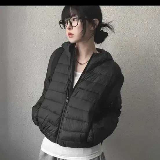 [BUNJANG] Lightweight Padded Hooded Zip-Up Jacket - Black / 경량 패딩 후드 집업 블랙
