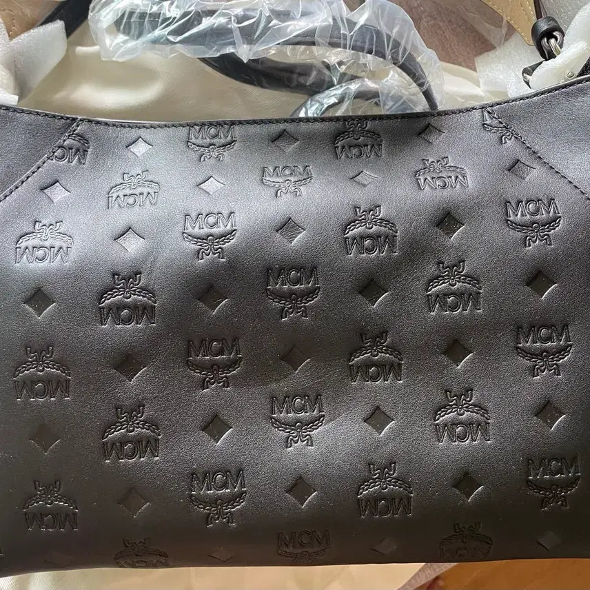 [BUNJANG] MCM Space Black Bag / MCM 스페이스 블랙 색상