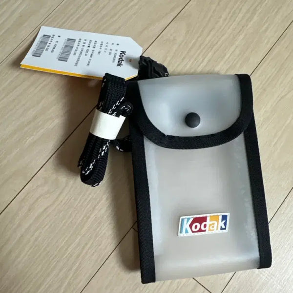 [BUNJANG] Kodak Transparent Strap Mini Pouch Black / 코닥 투명 스트랩 미니 파우치 블랙 새상품