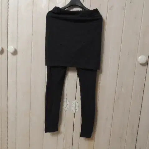 [BUNJANG] Skirt Leggings / 스커트 달린 레깅스