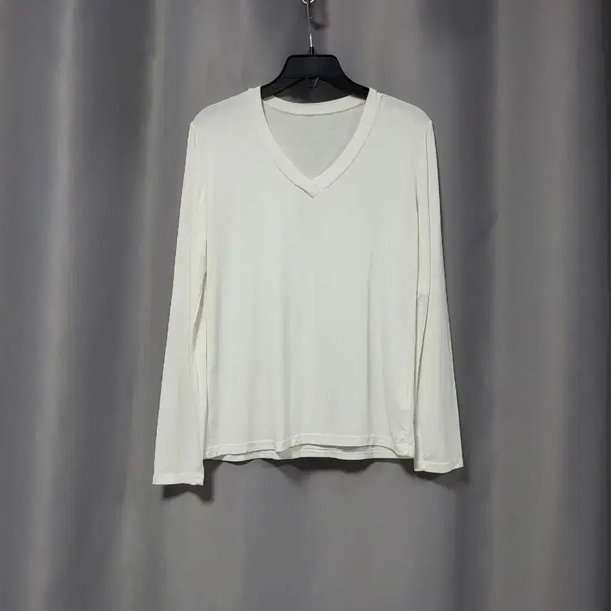 [BUNJANG] V-Neck Spandex T-Shirt / 브이넥 스판 티