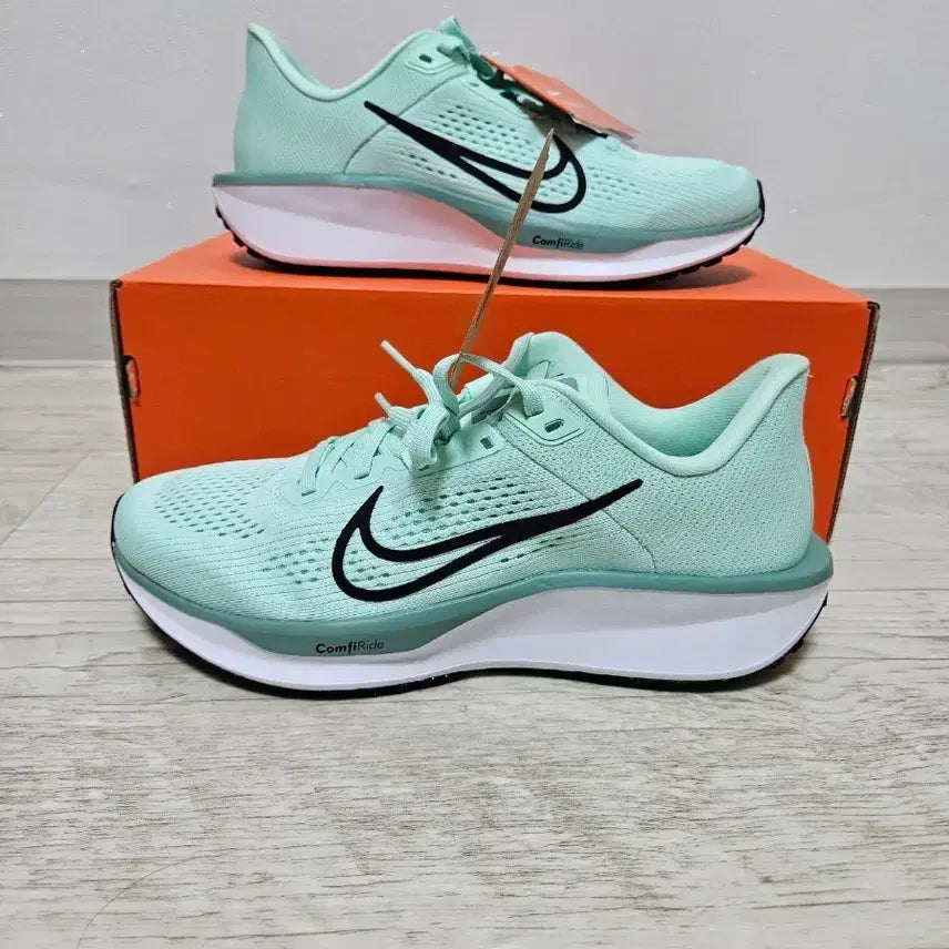 [BUNJANG] Nike Quest 6 Running Shoes / 나이키 러닝화 퀘스트6, 245,250,255