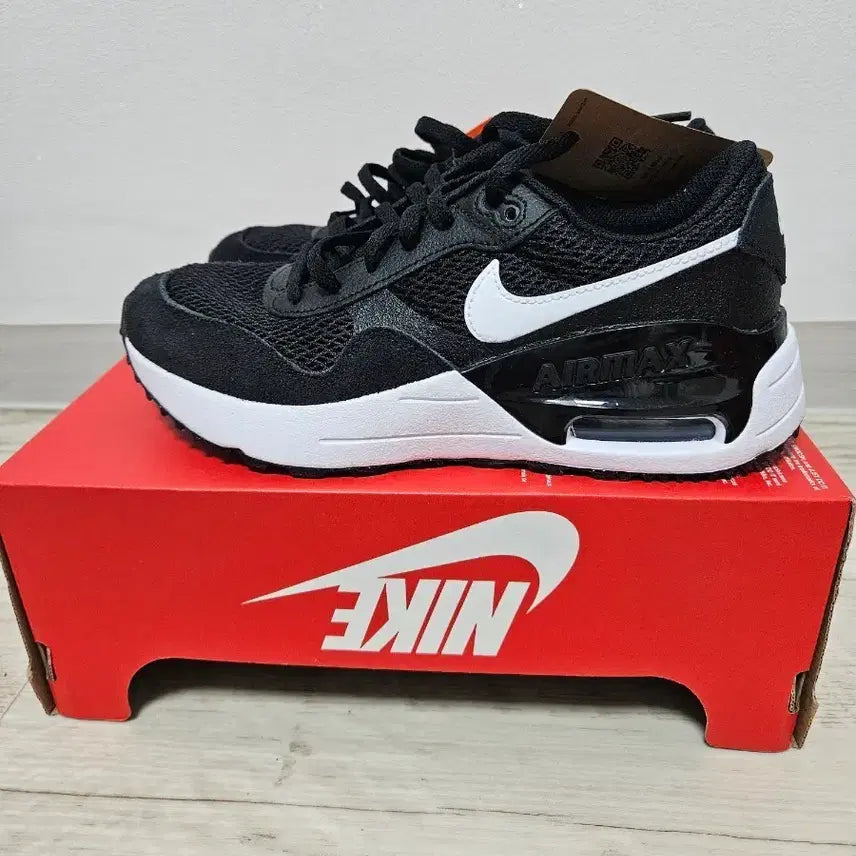 [BUNJANG] Nike Air Max Black/White (235/240) / 나이키 에어맥스 235(240)