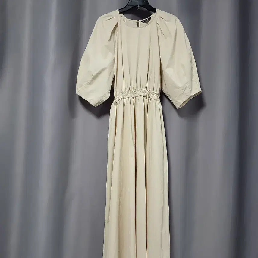 [BUNJANG] LAP Volume Sleeve Dress / LAP 볼륨소매 원피스