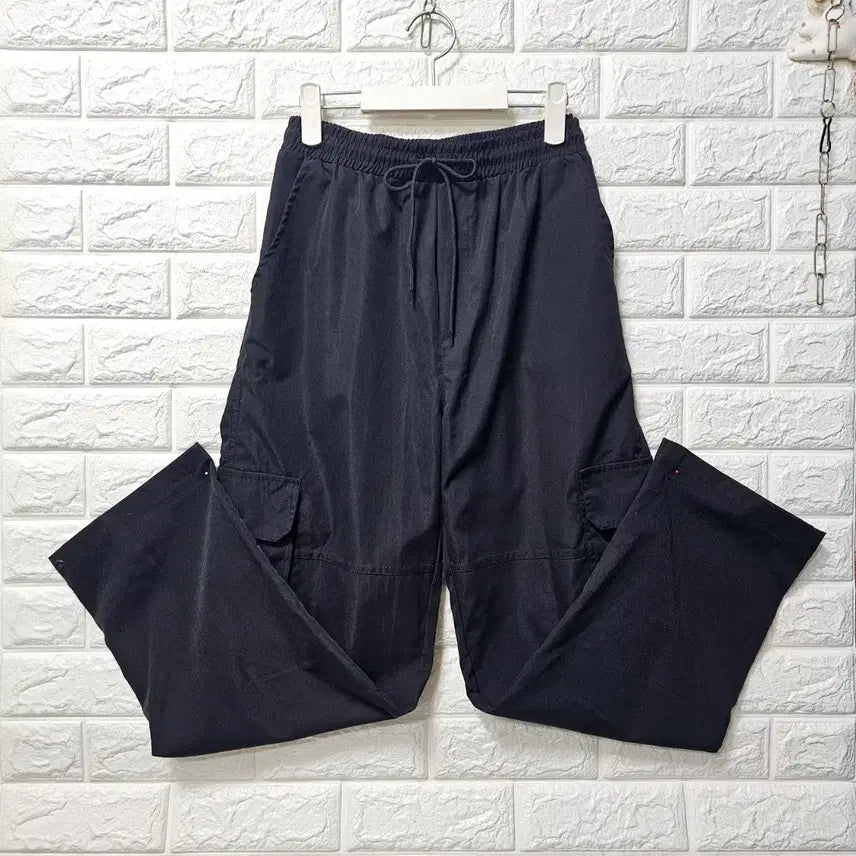 [BUNJANG] Black Cargo Pants / 블랙 카고 바지