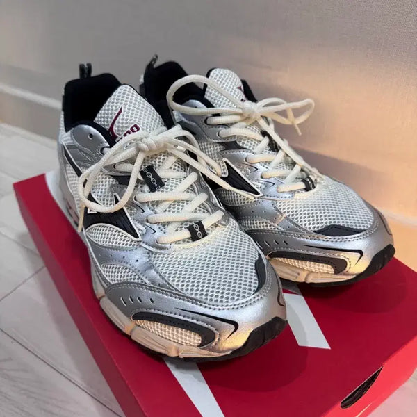 [BUNJANG] Mizuno MXR "Snow White: Magnet: Silver" Sneakers / 미즈노 MXR - 스노우 화이트:마그넷:실버