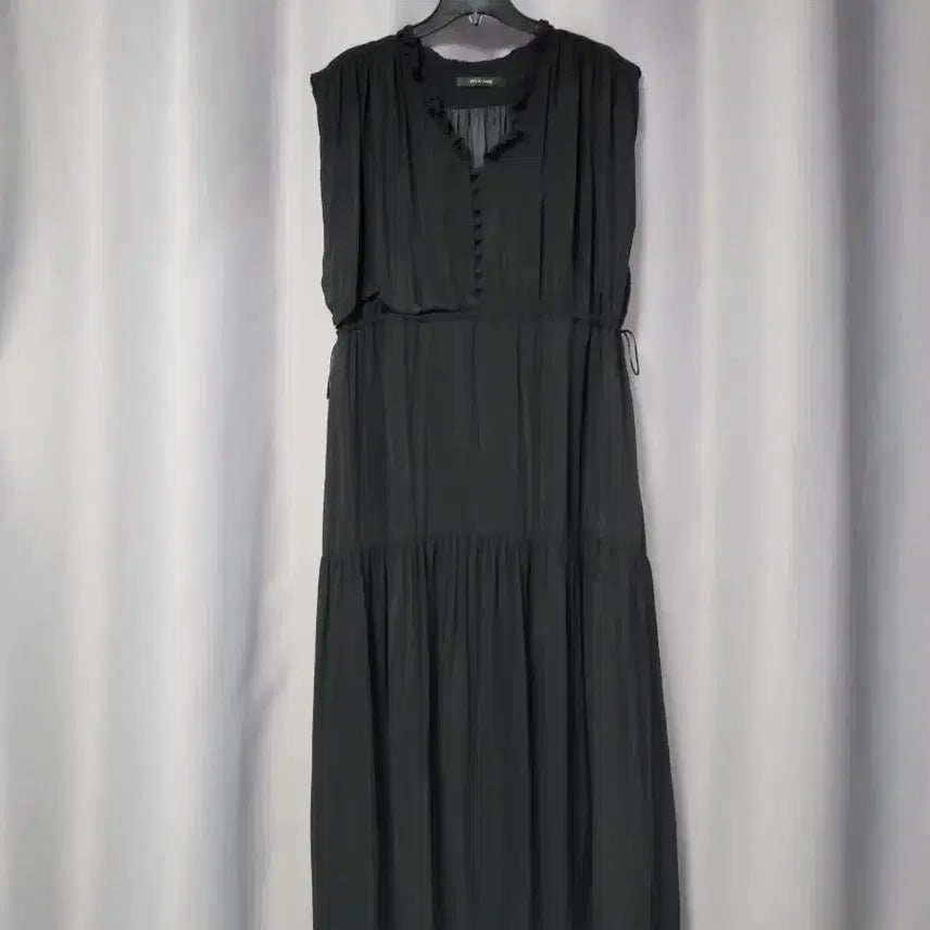 [BUNJANG] Jullylog Shirring Long Dress / 줄로그 셔링 롱원피스