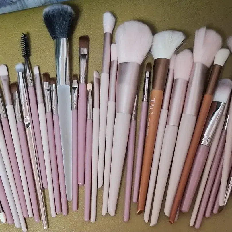 [BUNJANG] Makeup Brush Set - Pink / 메이크업 브러쉬 세트 핑크