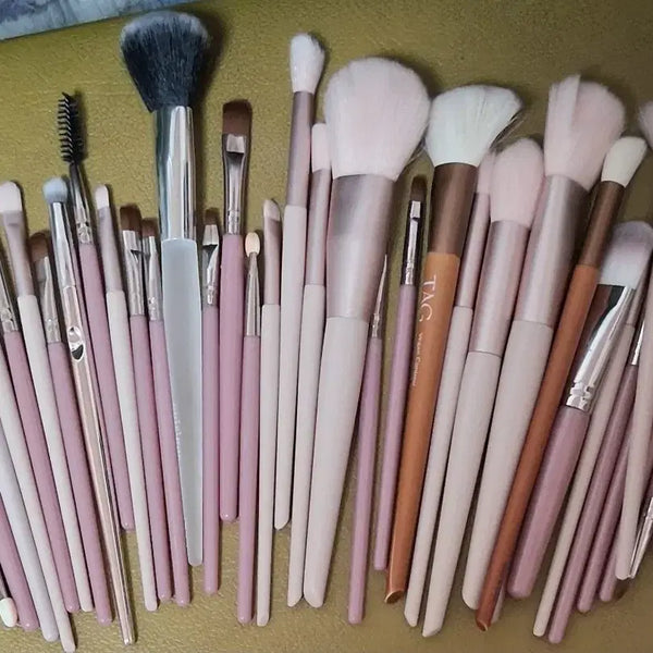 [BUNJANG] Makeup Brush Set - Pink / 메이크업 브러쉬 세트 핑크